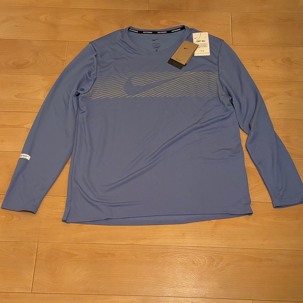 Nike Men's Long Sleeve Dri Fit Shirt in Blue NWT